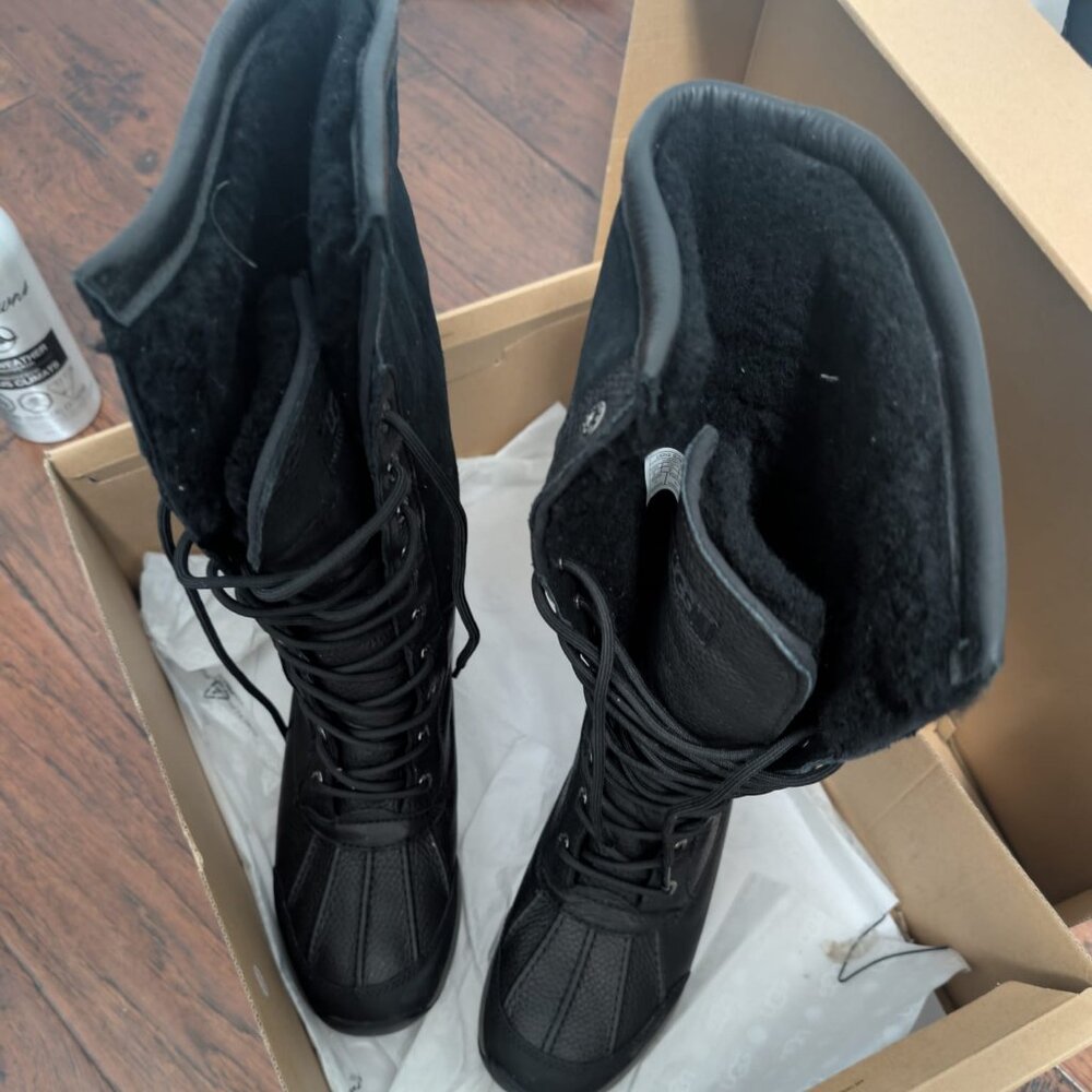 Tall UGG Boots + Weather Protection Spray – $300 (Retail $420+Tax)